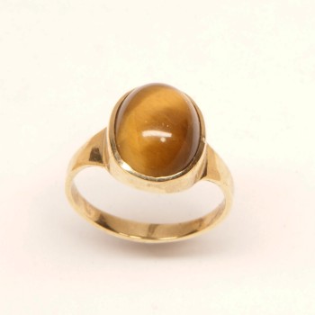  9ct Yellow Gold Cabachon Tigers eye Ring - Size P